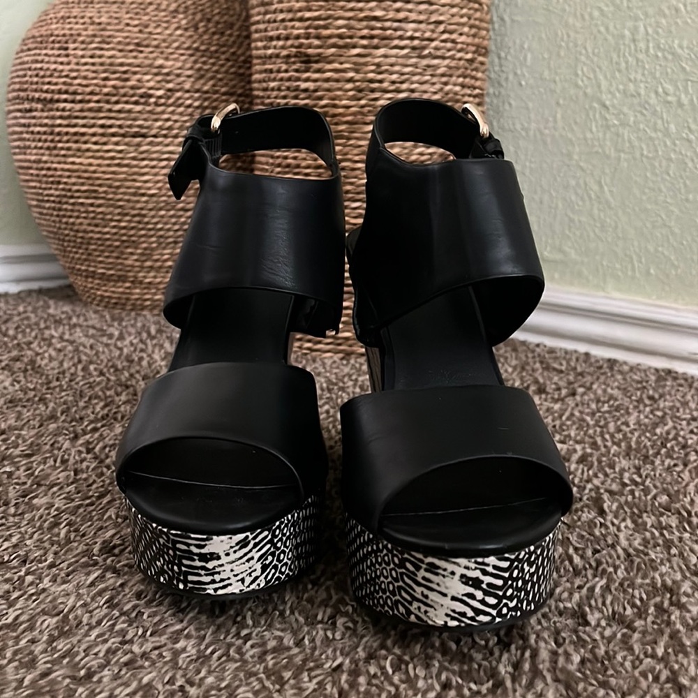 Trendy Summer Wedges!